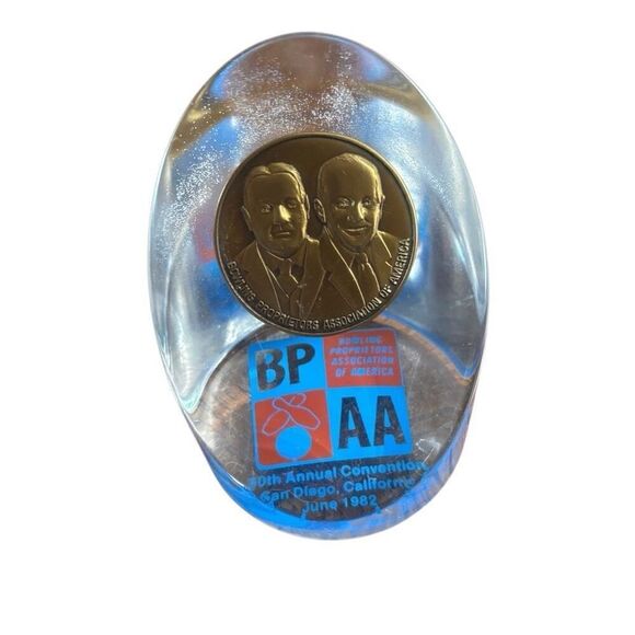 BPAA 50th Annual Convention San Diego California June 1982 Paperweight - Picture 1 of 7